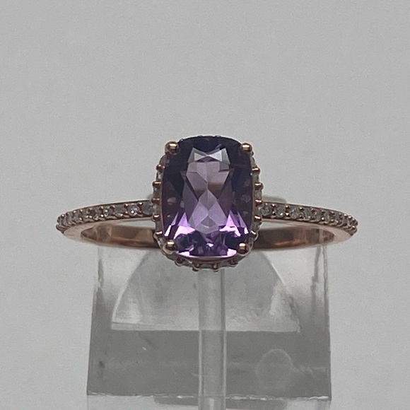 10K Rose Gold Cushion Cut Natural Amethyst and 0.25ct Diamond Ring Size 8 NEW